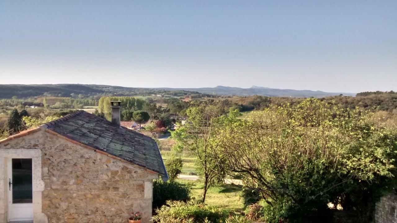 Gite H.Petit Vagnas Exterior foto